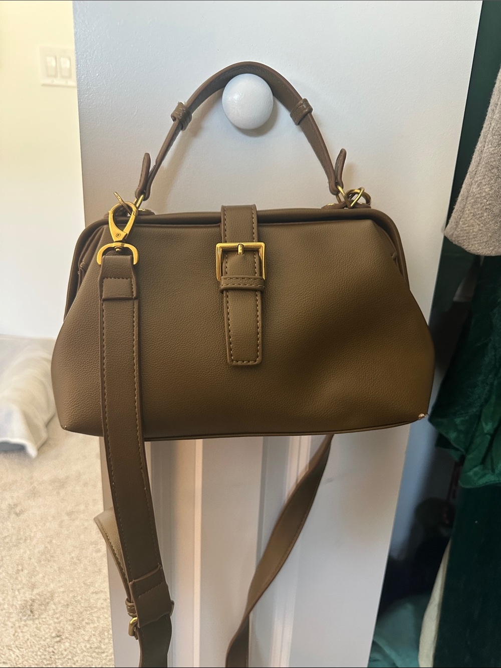 Classic Olive Brown Top-Handle Women’s Bag
